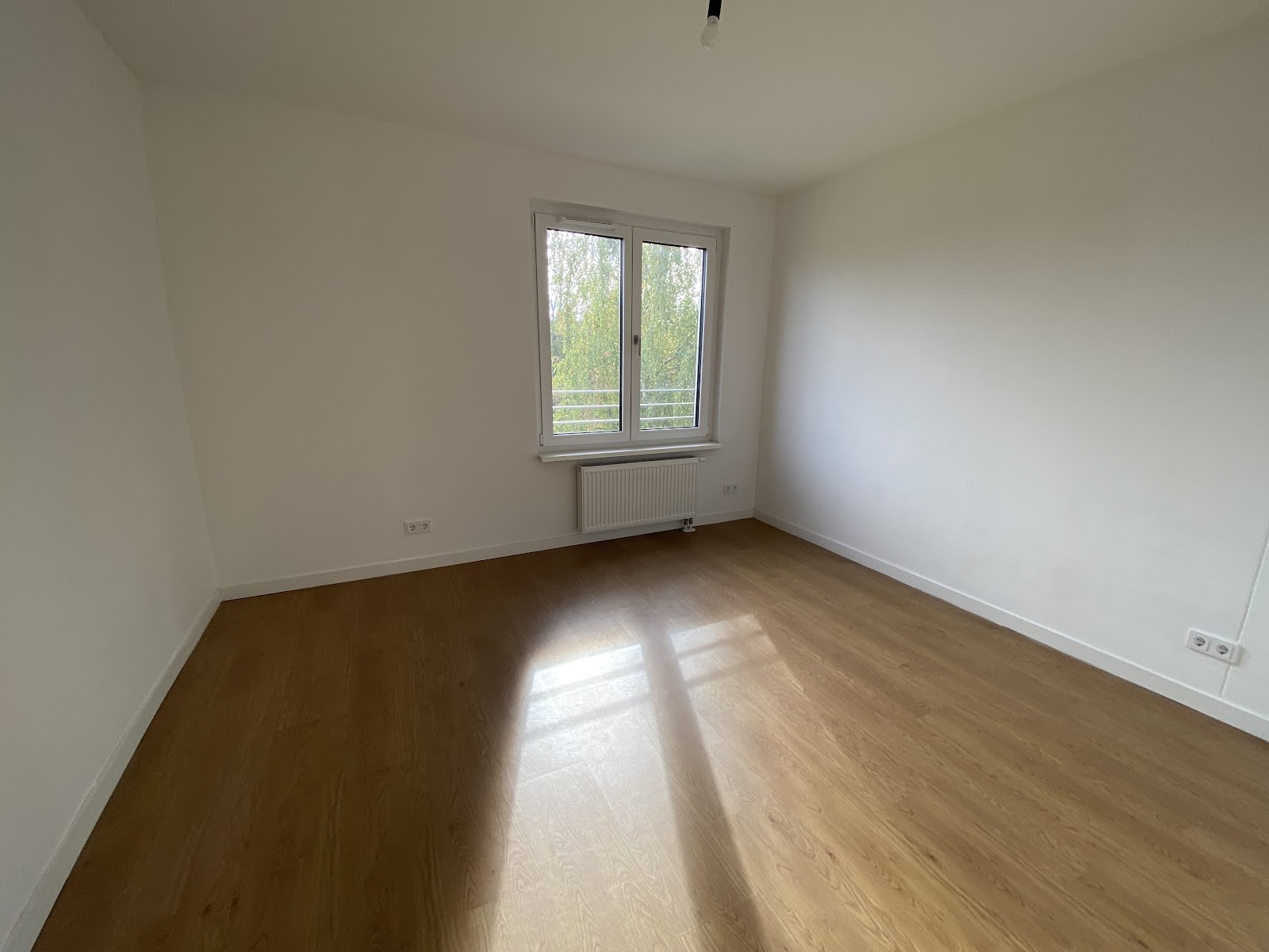 Große Familienwohnung - keiner wohnt über Ihnen - Neubau Zweitbezug! – Foto 12