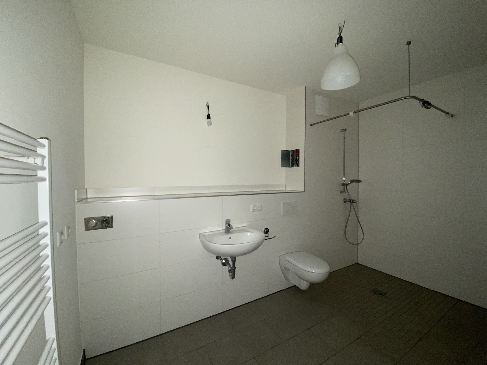 تصویر Nur mit WBS 100 - Barrierefrei mit großem Balkon und Dusche