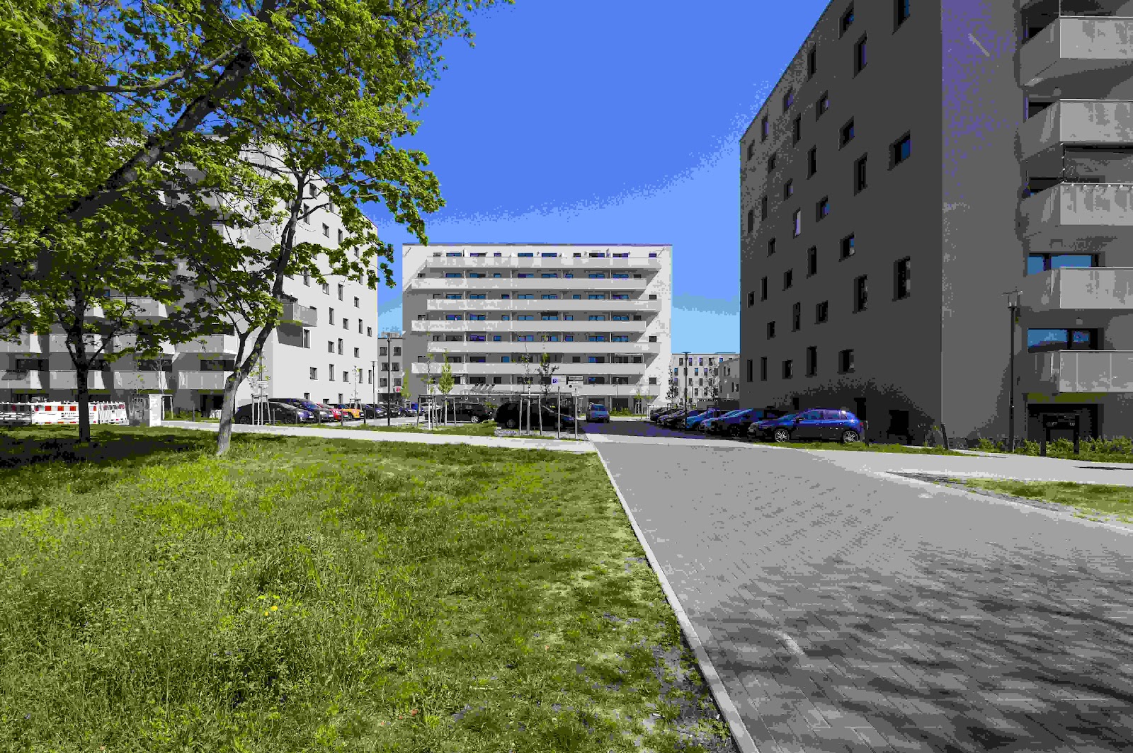 Nur mit WBS 100 - Barrierefrei mit großem Balkon und Dusche