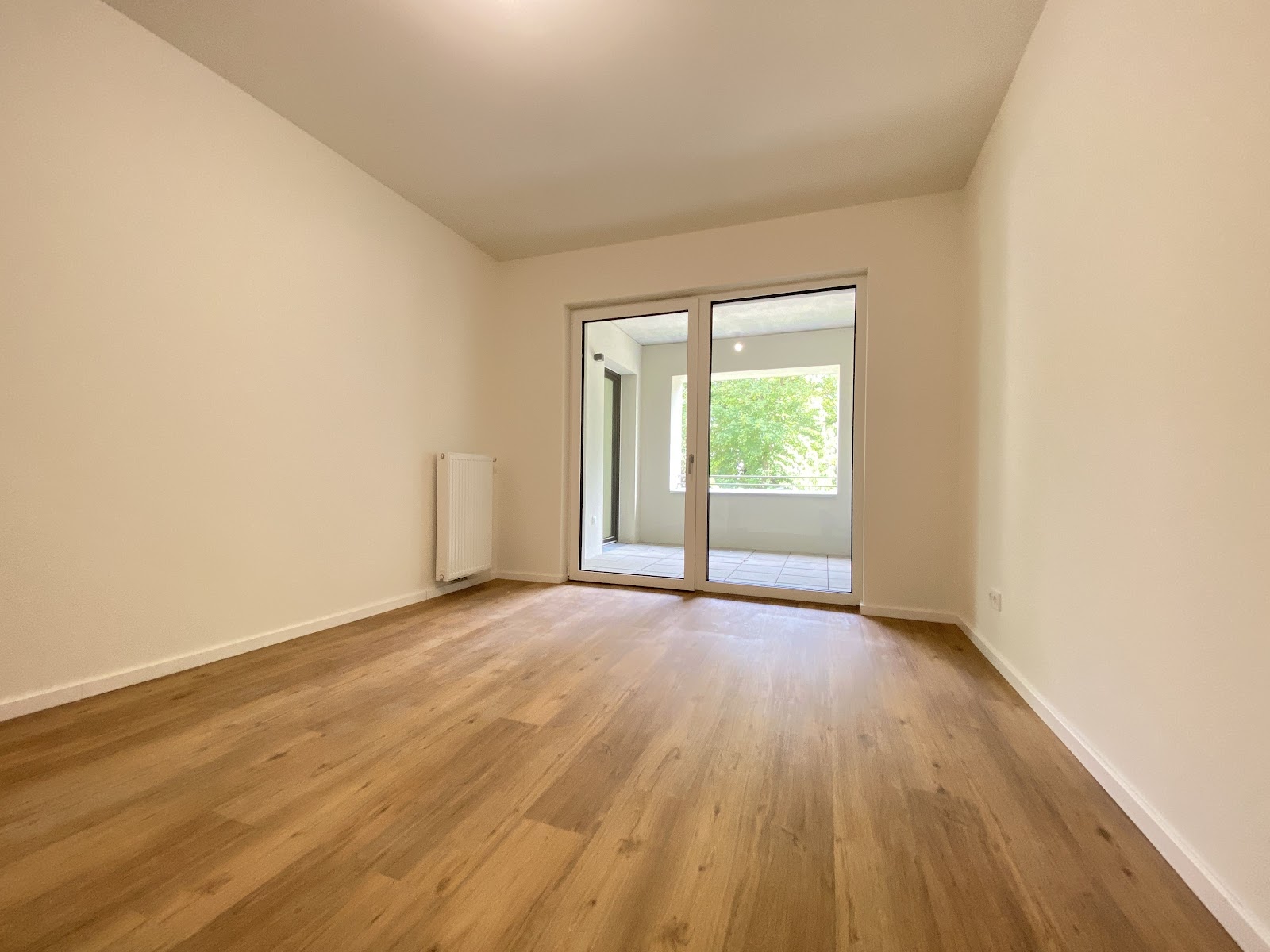 Erstbezug im Neubau mit Einbauküche – Foto 10