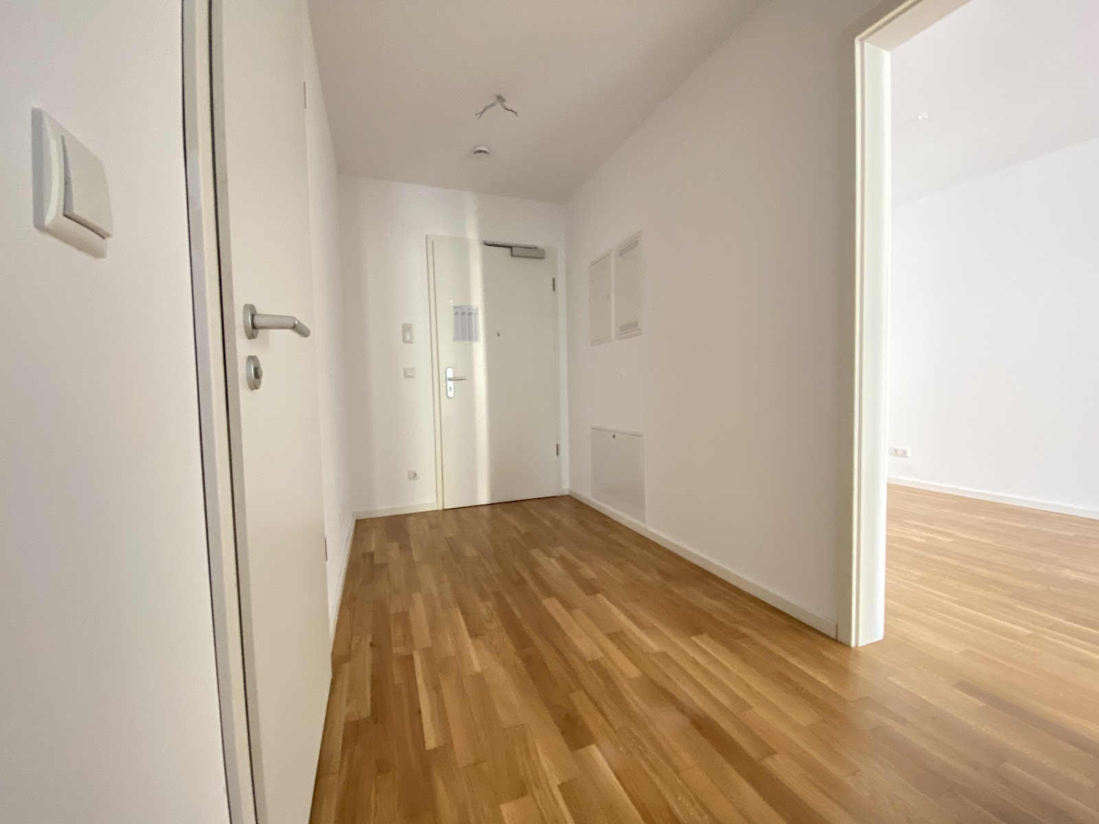 *Neubau-Parkett-Fußbodenheizung* – Foto 11
