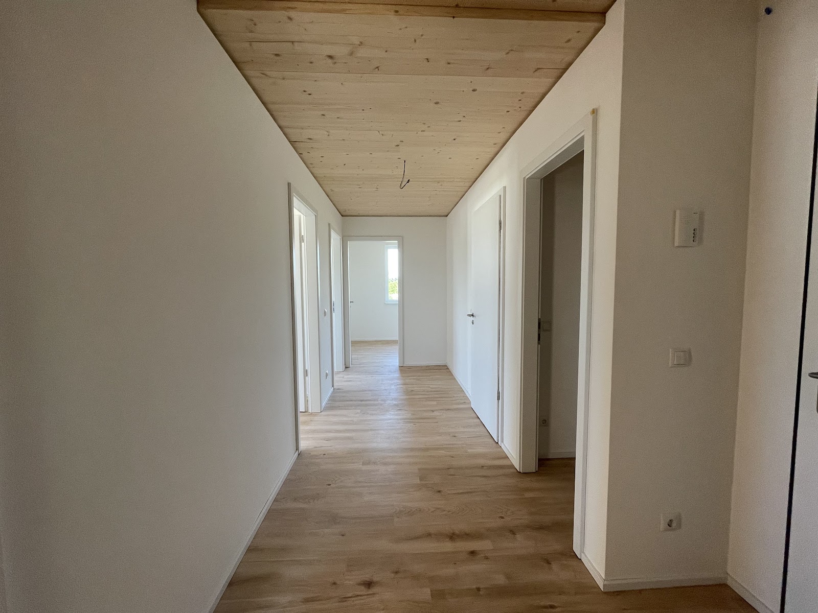 Neubau - Viel Platz für neue Möglichkeiten - 4-Zimmer Wohnung mit Terrasse - WBS 180 erforderlich! – Foto 15