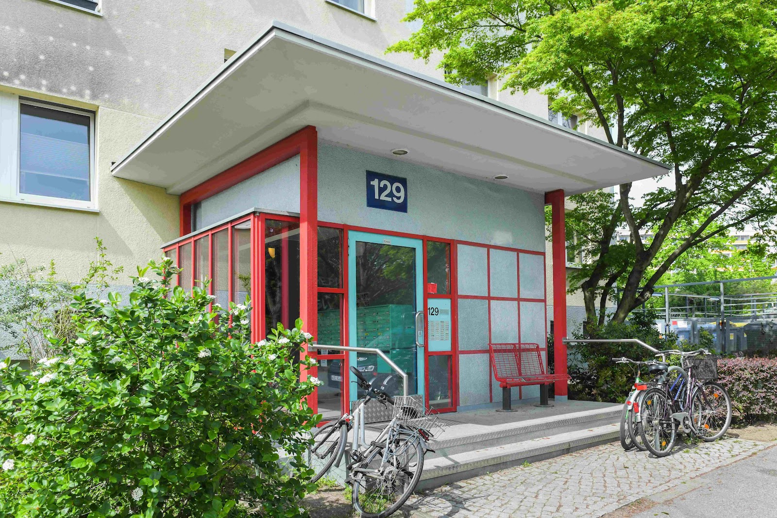 تصویر 2-Zimmer Wohnung in Marzahn Süd inkl. finanzieller Unterstützung für Renovierungsarbeiten