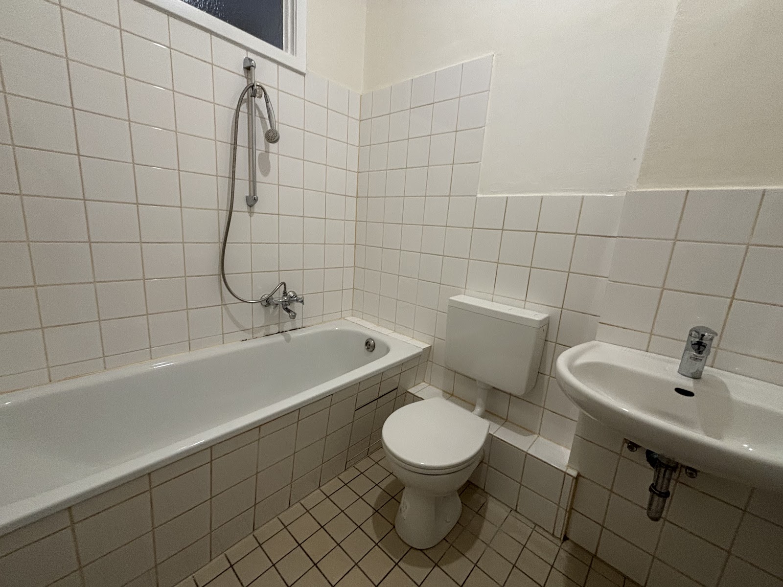 تصویر Charmante Altbauwohnung im beliebten Wedding