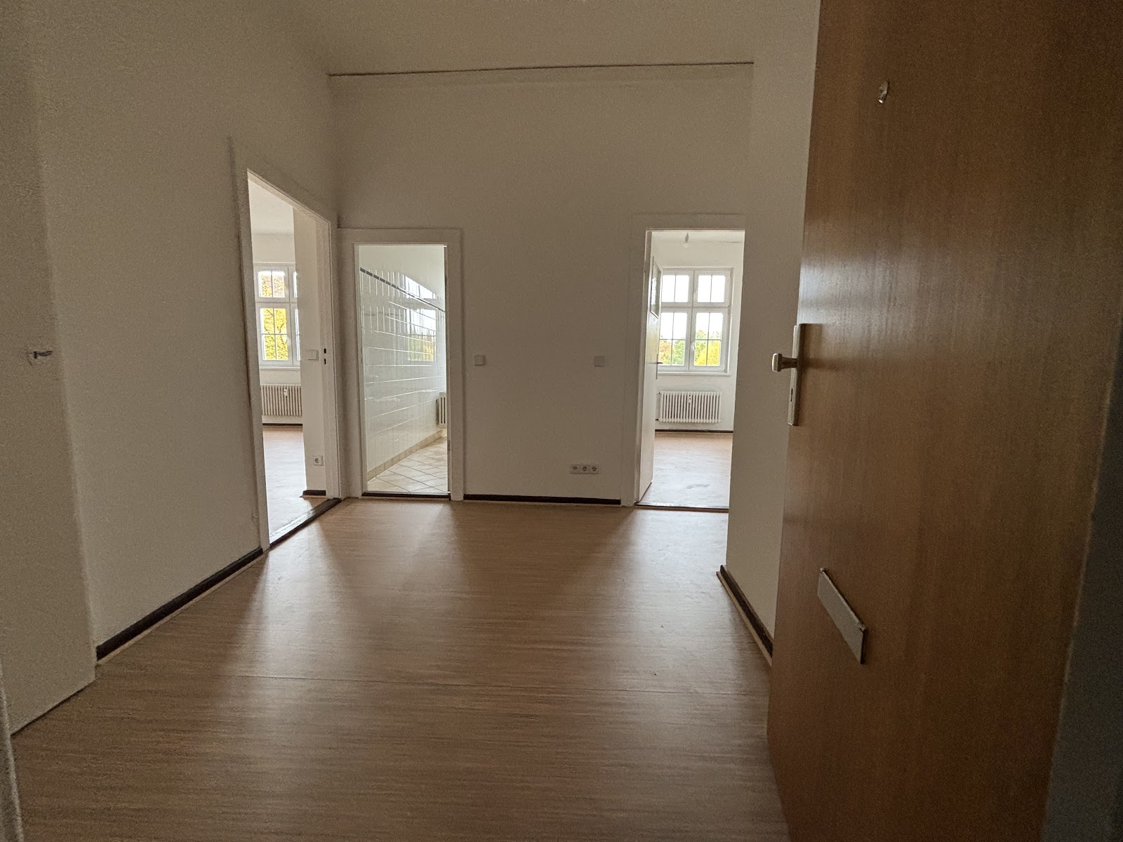 تصویر Mehr Platz als erwartet: Geräumige 1-Zimmer-Wohnung in Berlin-Schmargendorf